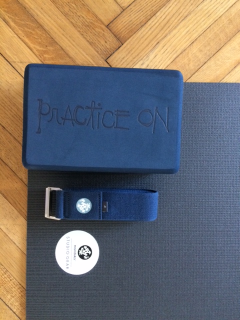 Manduka Studio Gear Oprema za Jogu