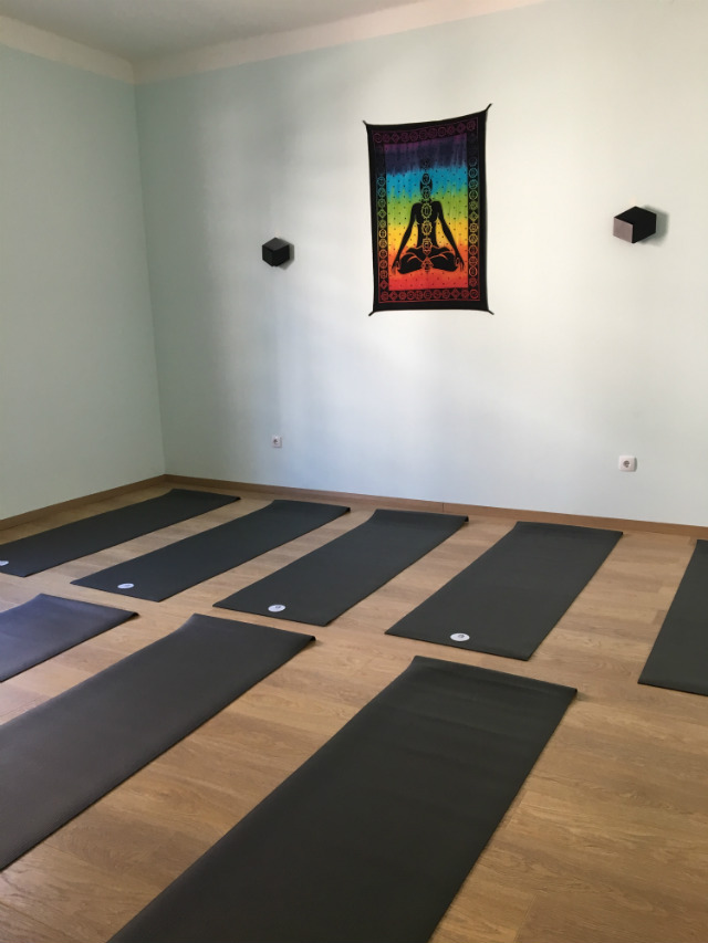 Saraswati Joga Studio i Manduka Studio Gear Oprema