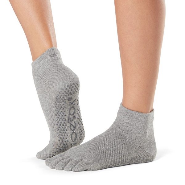 toesox full toe ankle grip carape za jogu heather grey